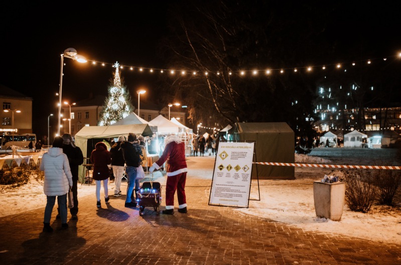 19.12.2021. ZIEMASSVĒTKU TIRDZIŅŠ08